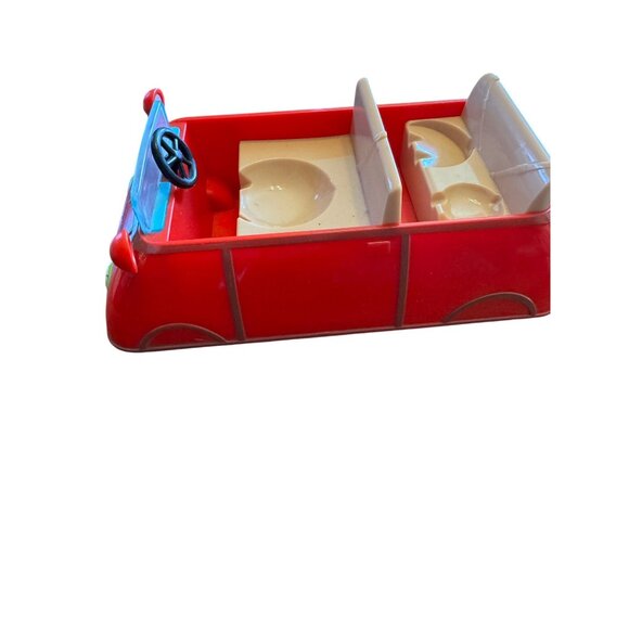 Jazwares Lot of 4 Figures and Peppa Pig Deluxe Family 6 inches Red Car - Picture 4 of 10